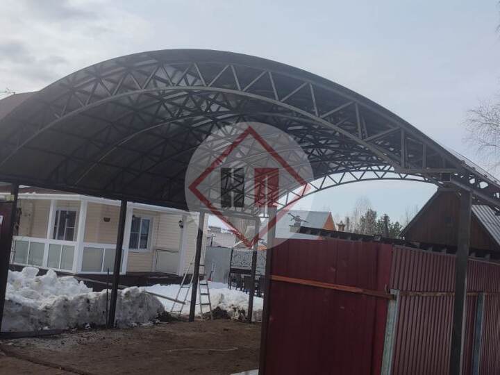 большой арочный навес для автотранспорта