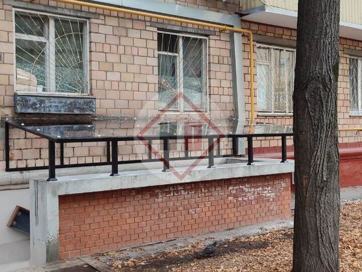 навес для подвального входа