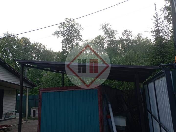 прямой навес с большим углом ската