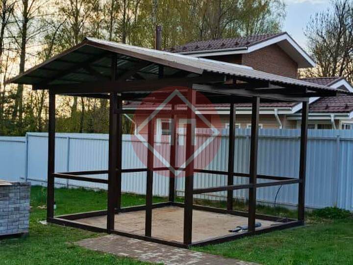 навес для загородного дома, кровля из профлиста