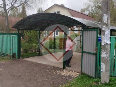навес для дома, кровля арочная из поликарбоната