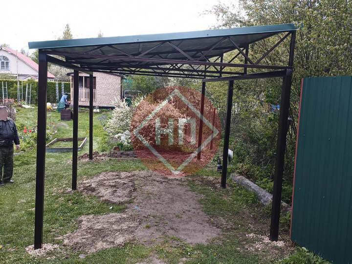 односкатный навес с усиленными столбами
